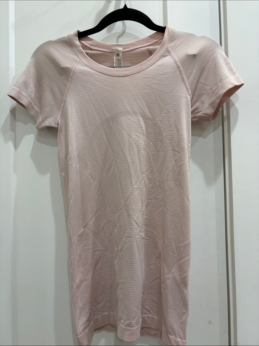 lululemon athletica Light Blush Short Sleeve Athletic Tee